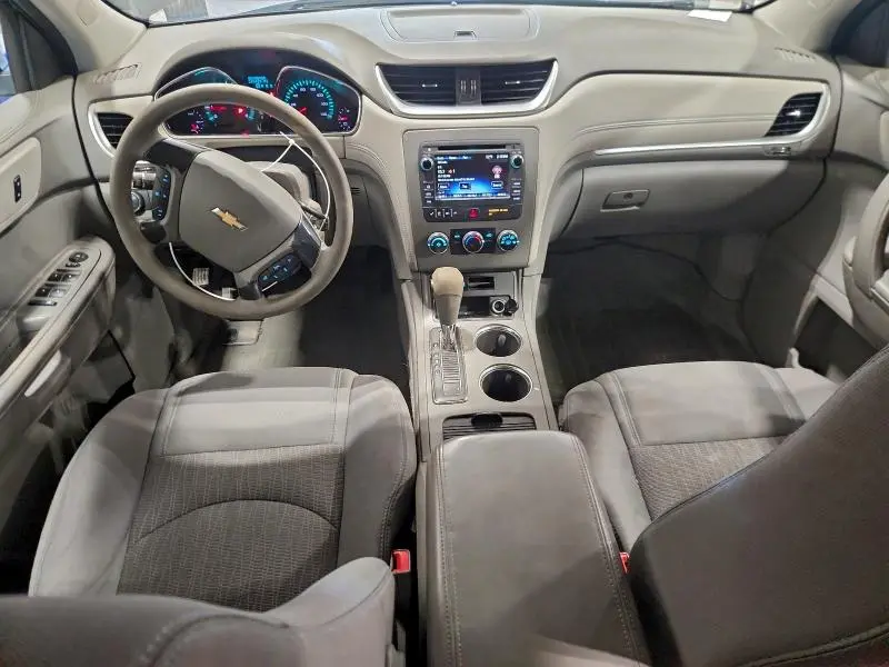 2013 CHEVROLET TRAVERSE LS  