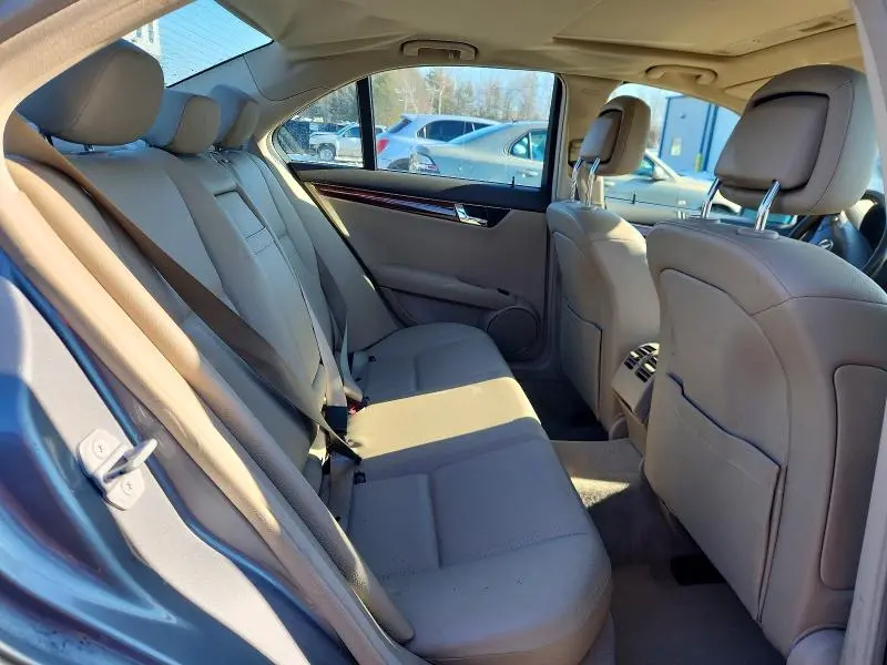 2011 MERCEDES-BENZ C 300 4MATIC  