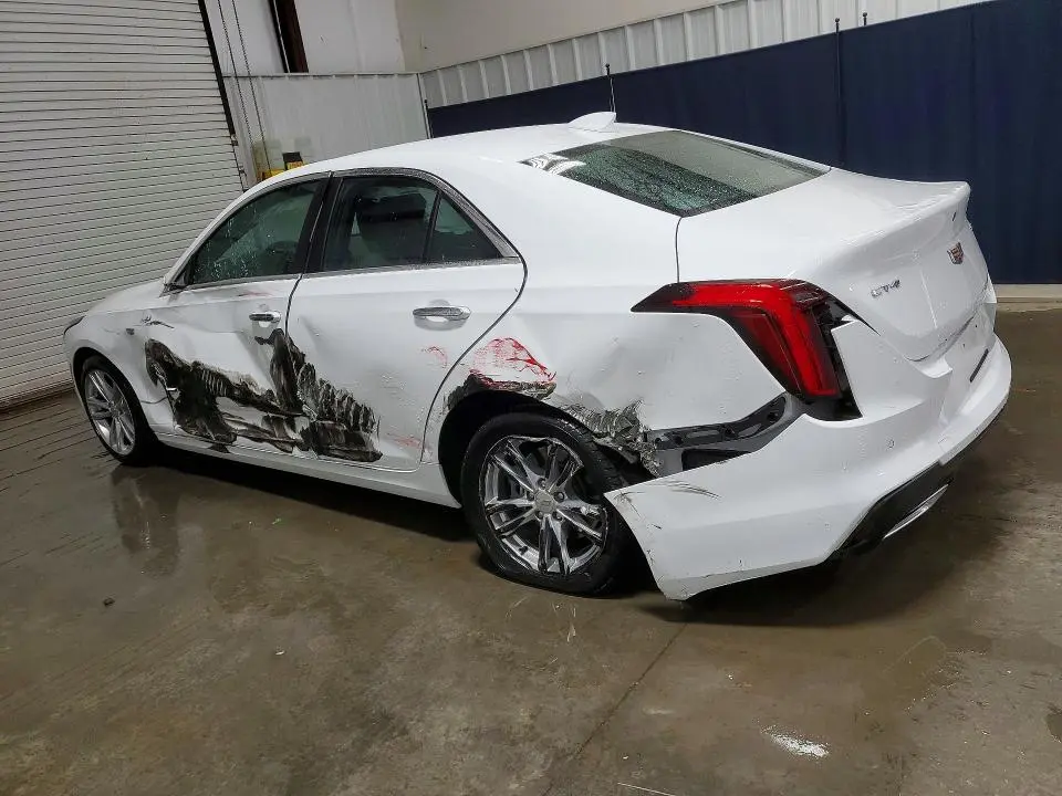 2026 CADILLAC CT4 LUXURY  
