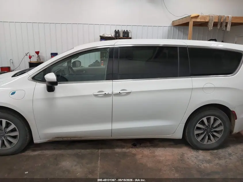 2023 CHRYSLER PACIFICA HYBRID TOURING L