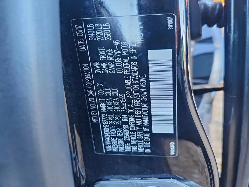 2017 VOLVO XC60 T5 DYNAMIC  