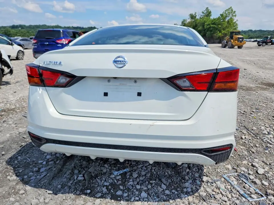 2022 NISSAN ALTIMA S  