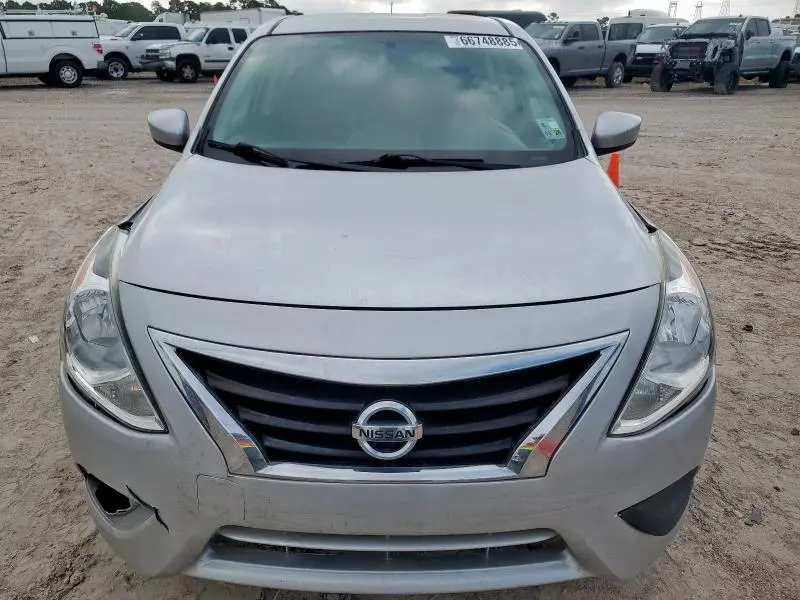 2016 NISSAN VERSA S  