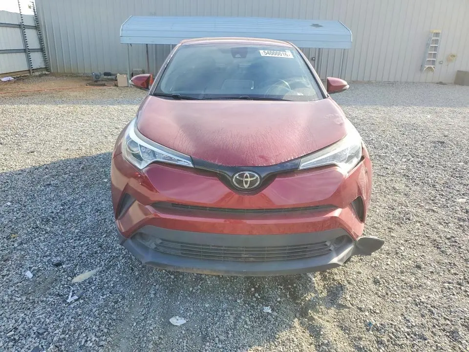2019 TOYOTA C-HR XLE  