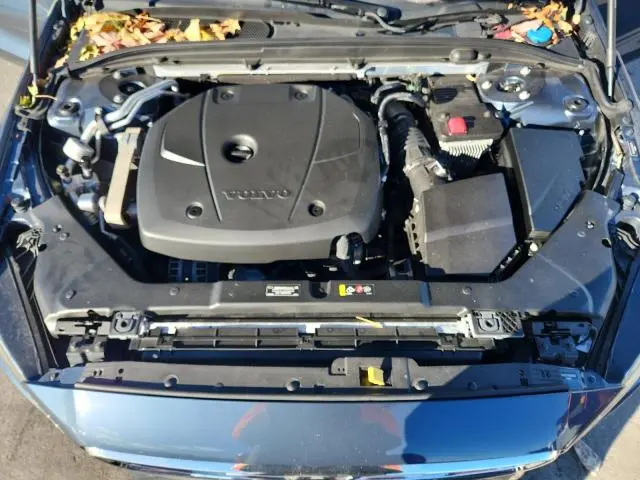 2019 VOLVO S60 T6 MOMENTUM  
