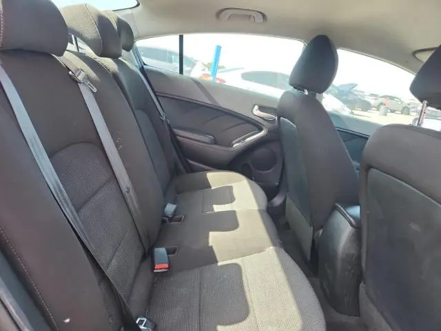 2018 KIA FORTE LX  