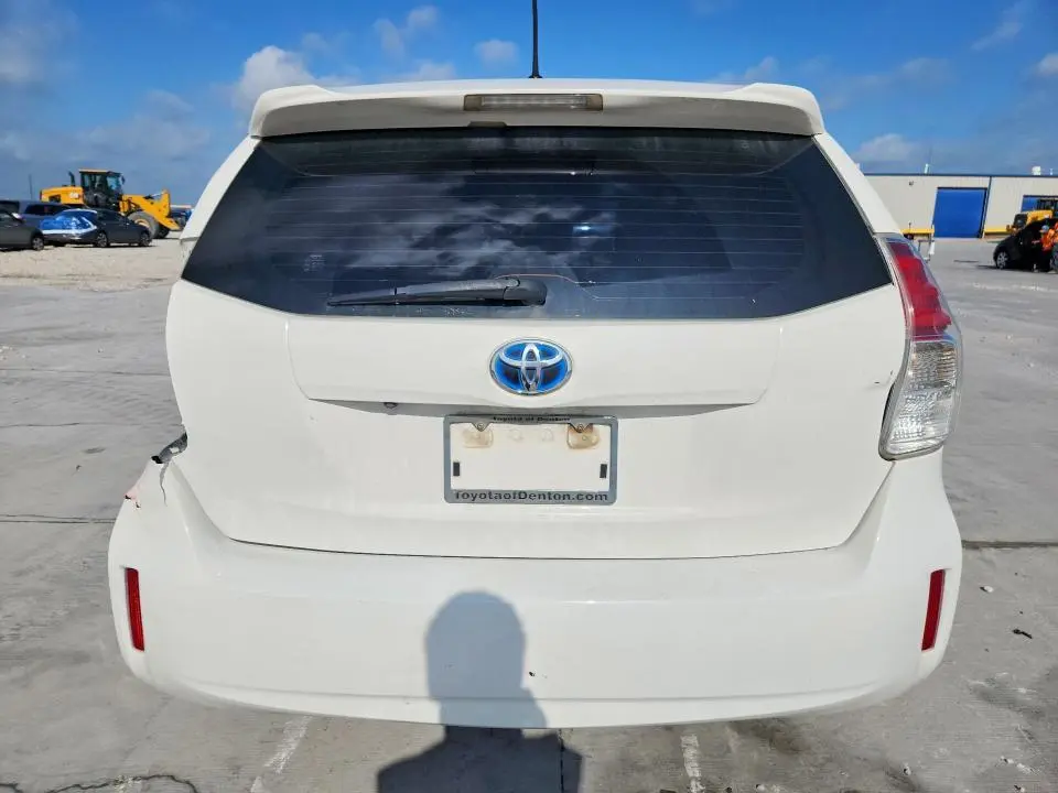 2016 TOYOTA PRIUS V TWO  