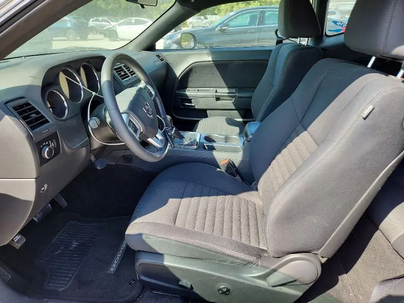 2014 DODGE CHALLENGER SXT  