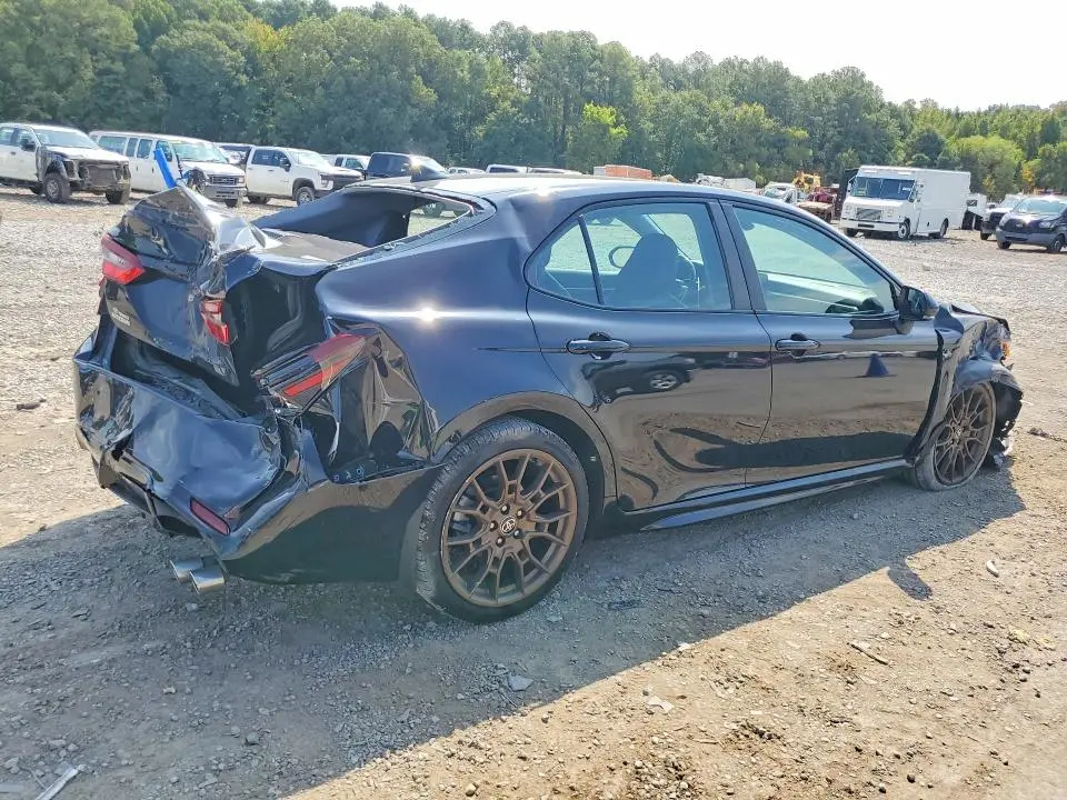 2023 TOYOTA CAMRY SE NIGHTSHADE  