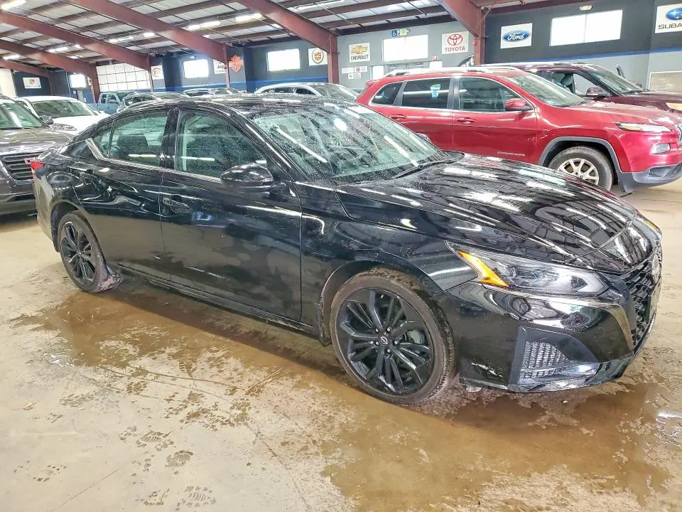 2024 NISSAN ALTIMA 2.5 SR  