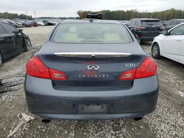 2013 INFINITI G37 