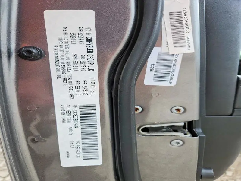 2011 CHRYSLER 300 LIMITED  