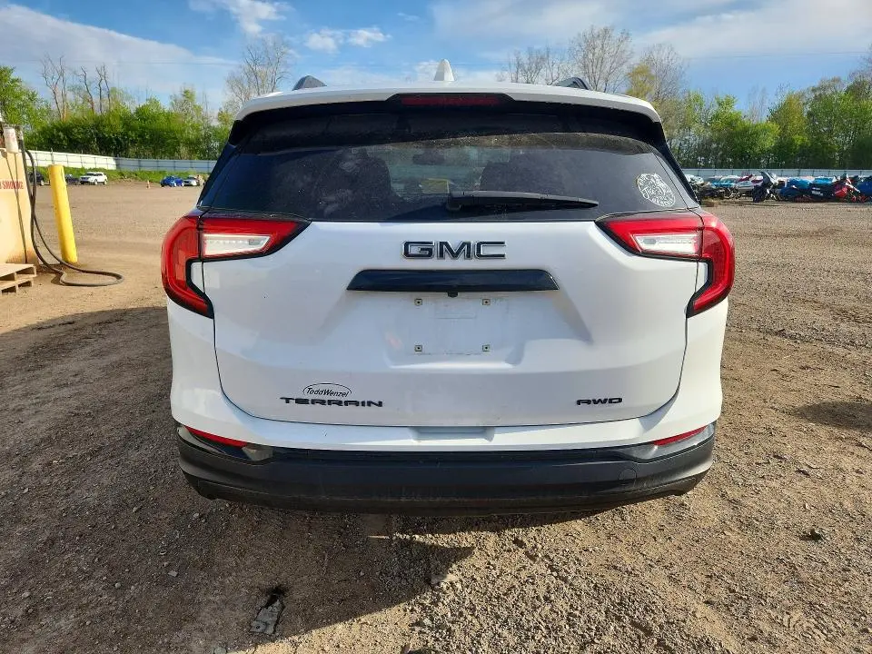 2022 GMC TERRAIN SLE  