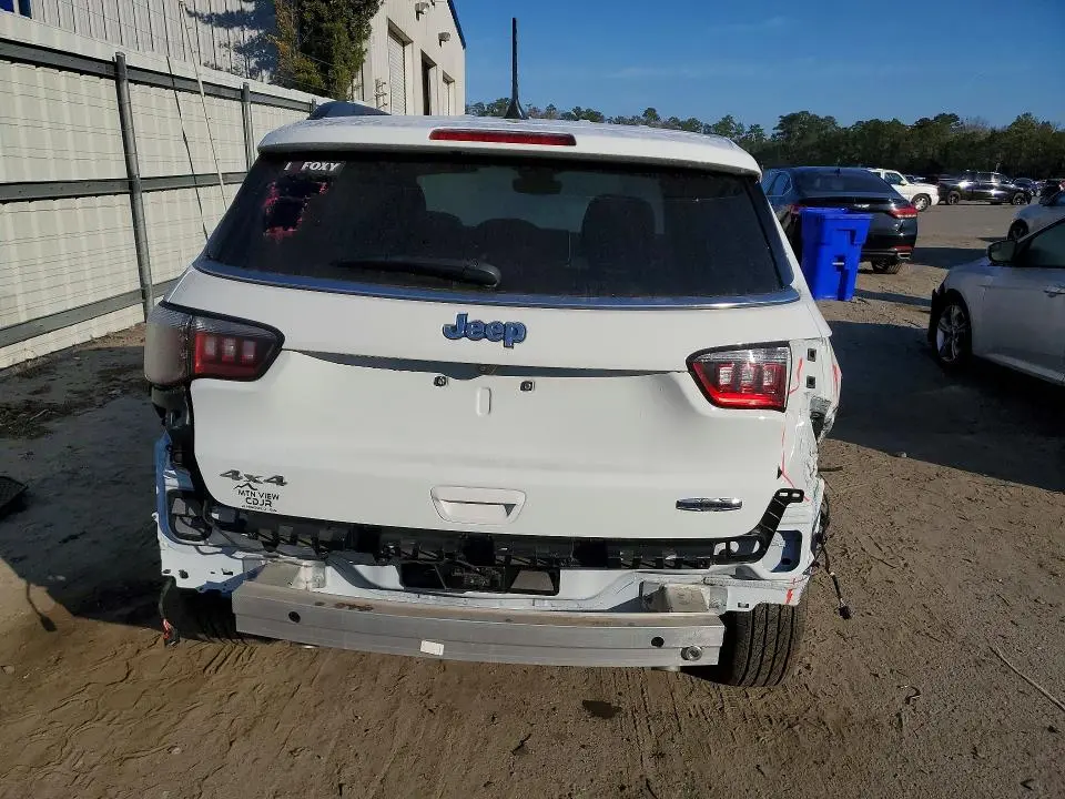 2024 JEEP COMPASS LATITUDE  