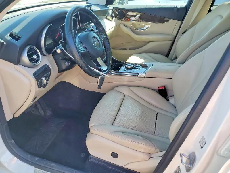 2017 MERCEDES-BENZ GLC 300  