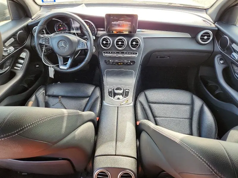 2017 MERCEDES-BENZ GLC 300  