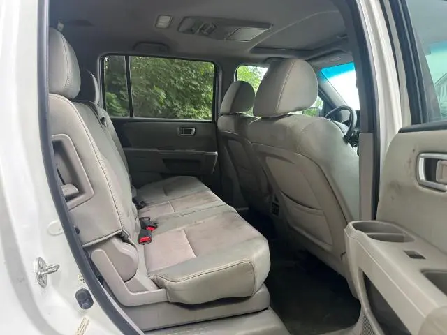 2015 HONDA PILOT SE  