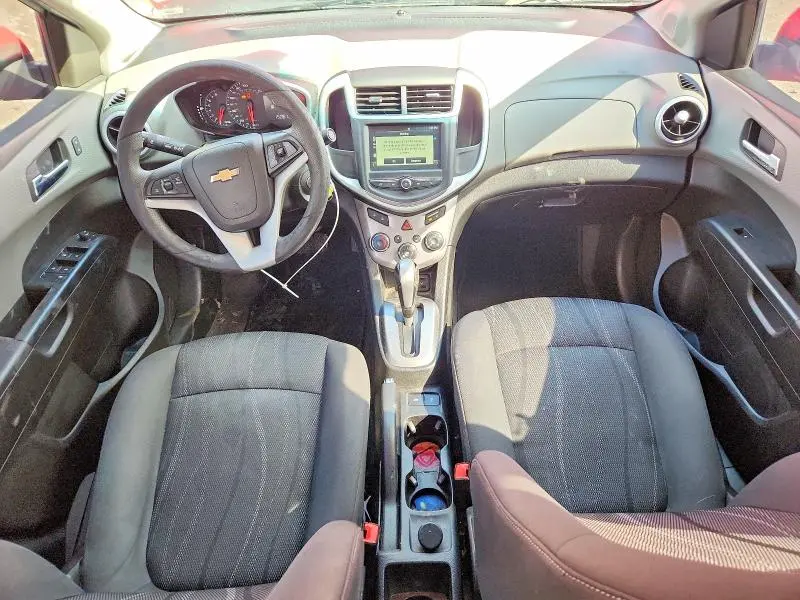 2017 CHEVROLET SONIC LT  