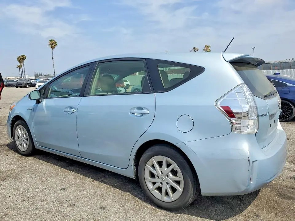 2014 TOYOTA PRIUS V TWO  