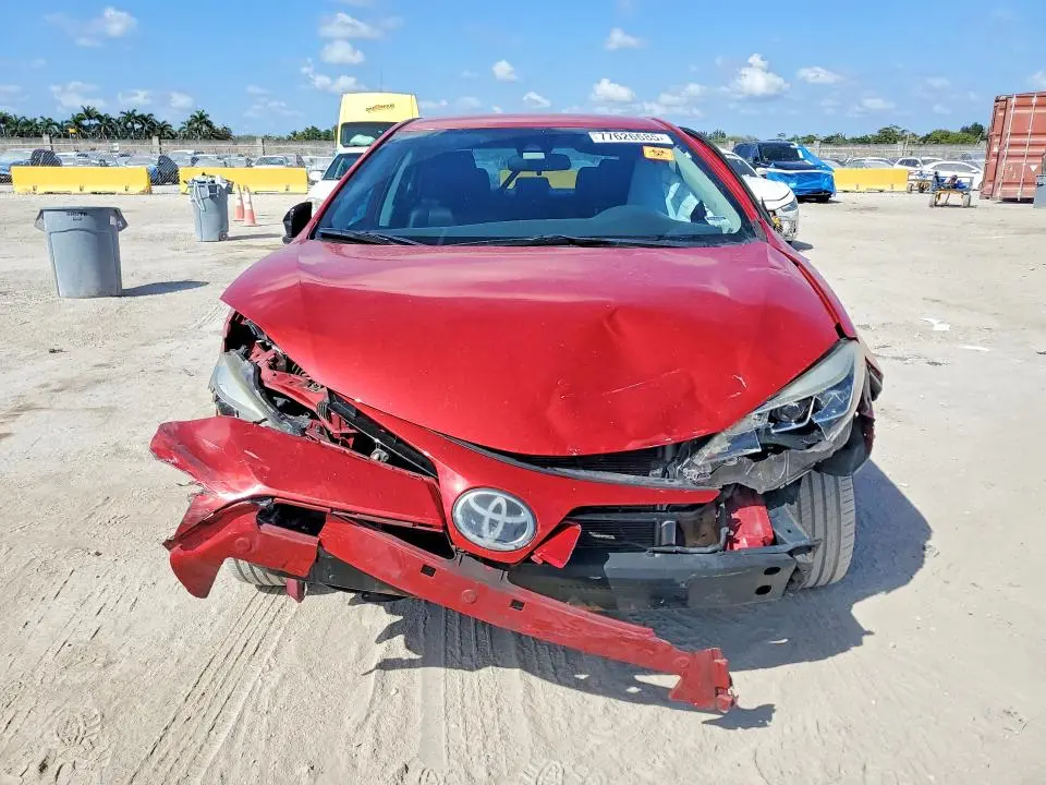 2017 TOYOTA COROLLA SE  