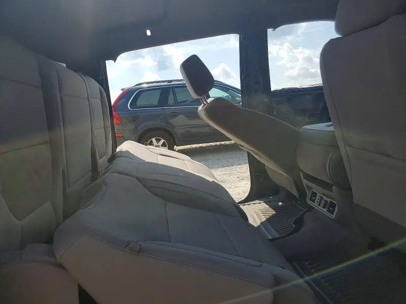2020 CHEVROLET SILVERADO K1500 LT  
