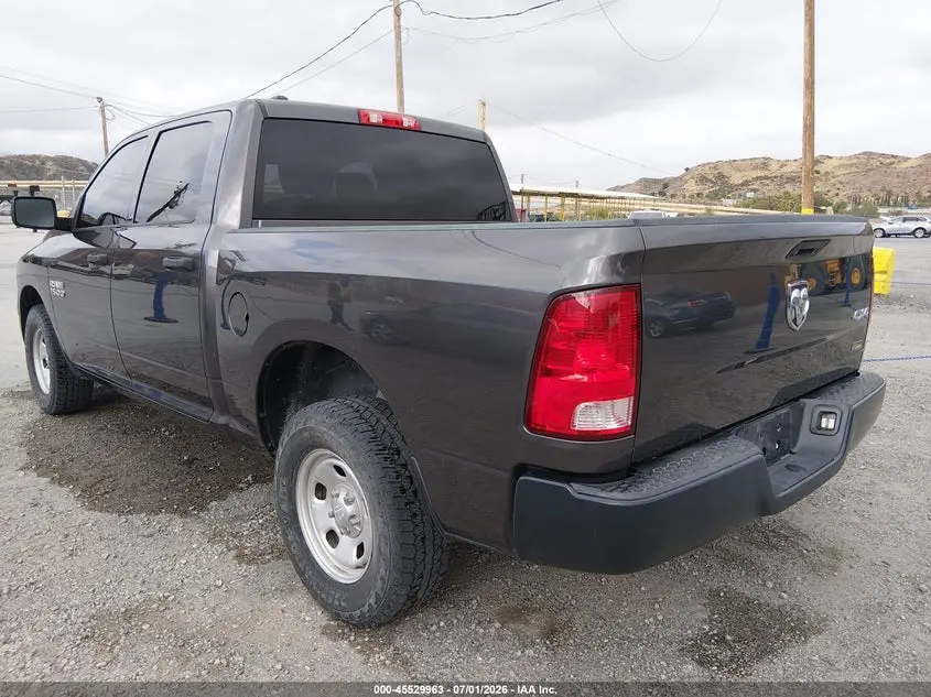 2018 RAM 1500 TRADESMAN  4X4 5'7 BOX