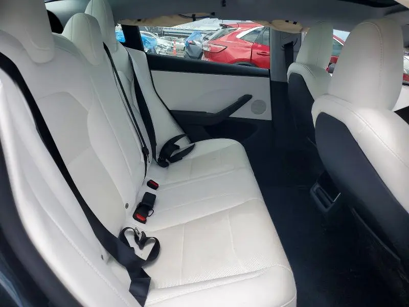 2026 TESLA MODEL 3   