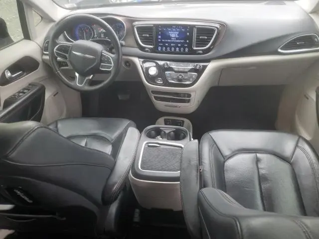 2017 CHRYSLER PACIFICA TOURING L PLUS  