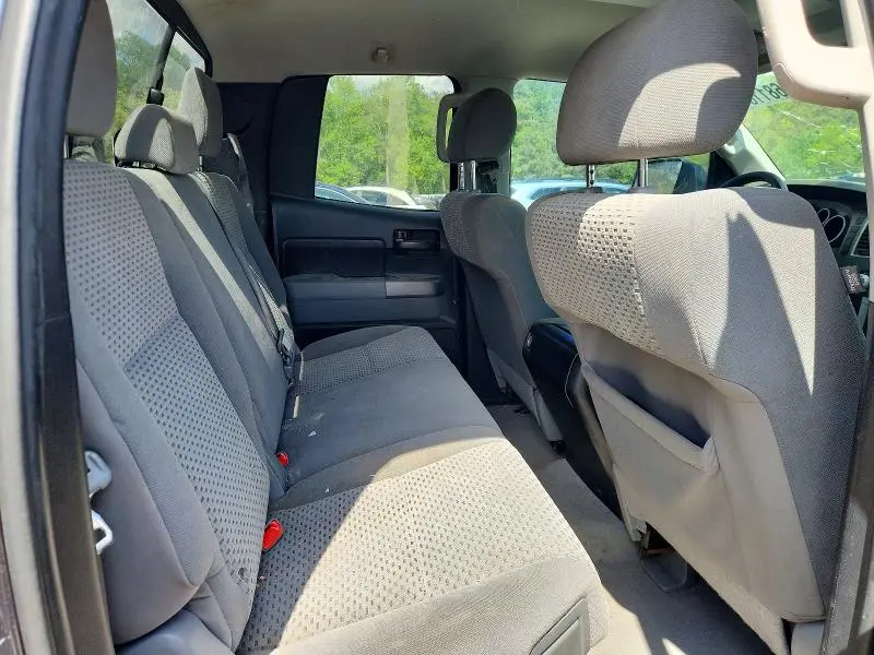 2010 TOYOTA TUNDRA DOUBLE CAB SR5  