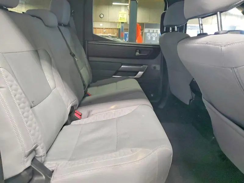 2025 TOYOTA TUNDRA CREWMAX SR  