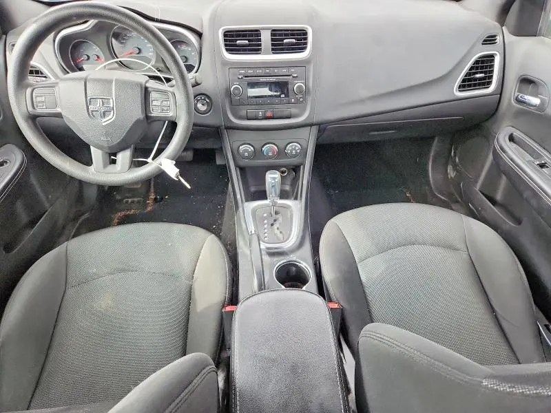 2013 DODGE AVENGER SE  
