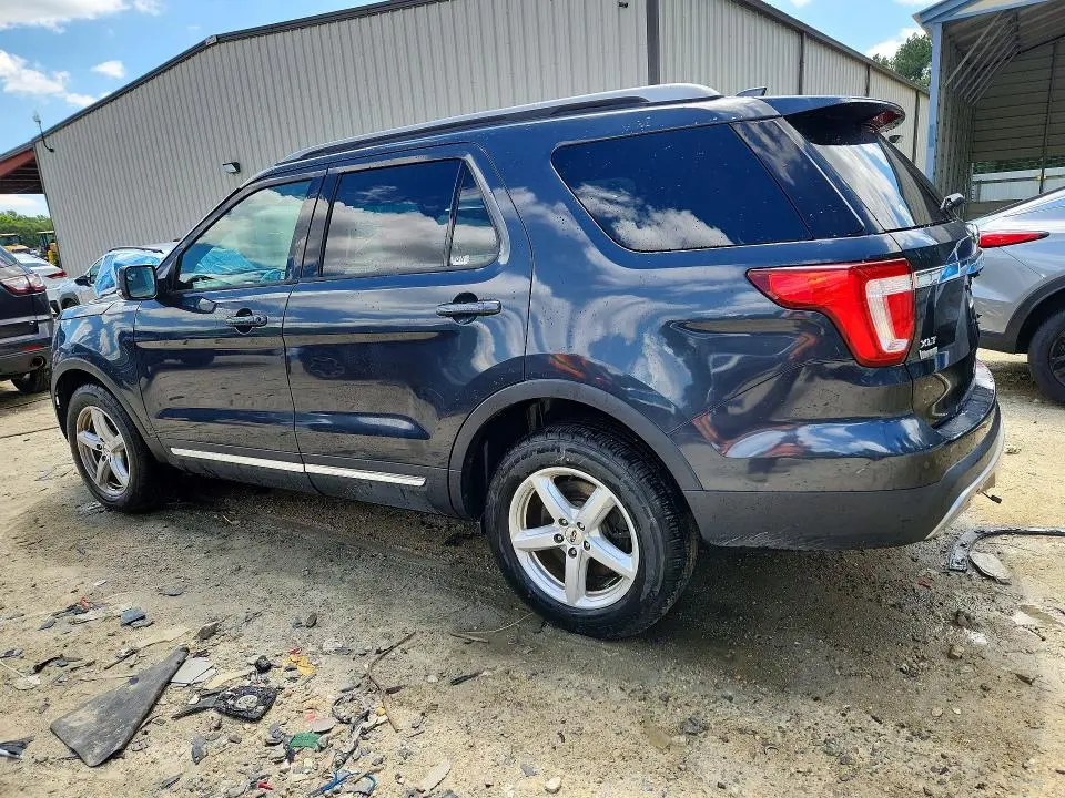 2017 FORD EXPLORER XLT  