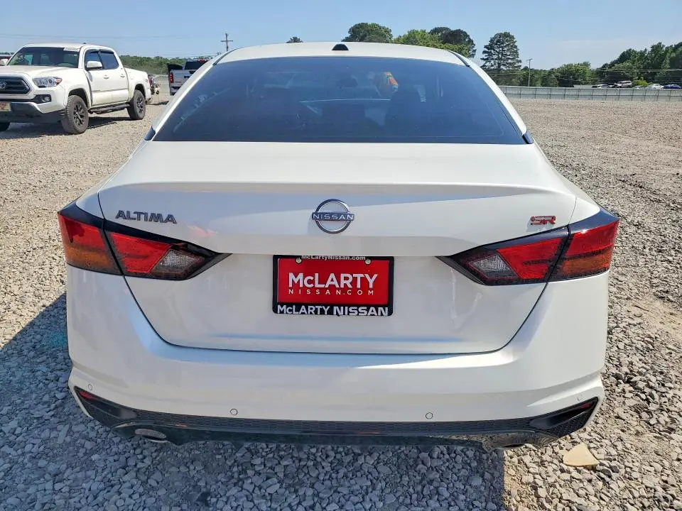 2026 NISSAN ALTIMA SR  