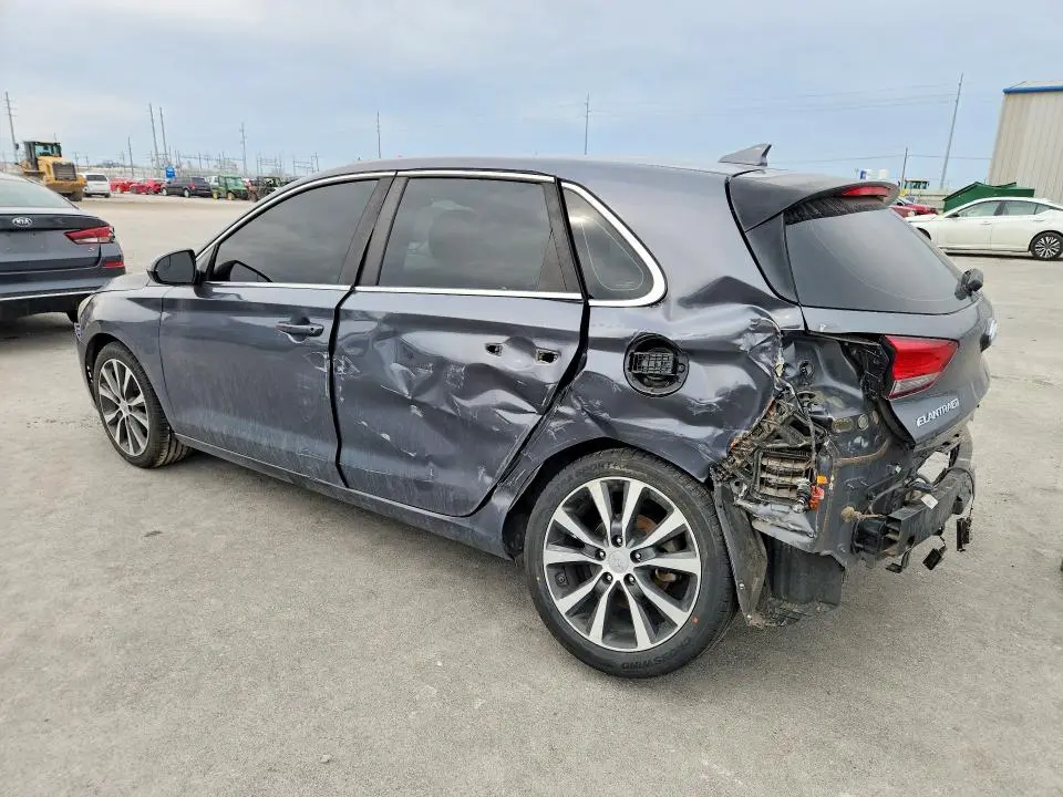 2019 HYUNDAI ELANTRA GT   