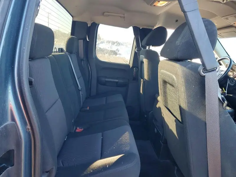 2011 CHEVROLET SILVERADO K1500 LT  