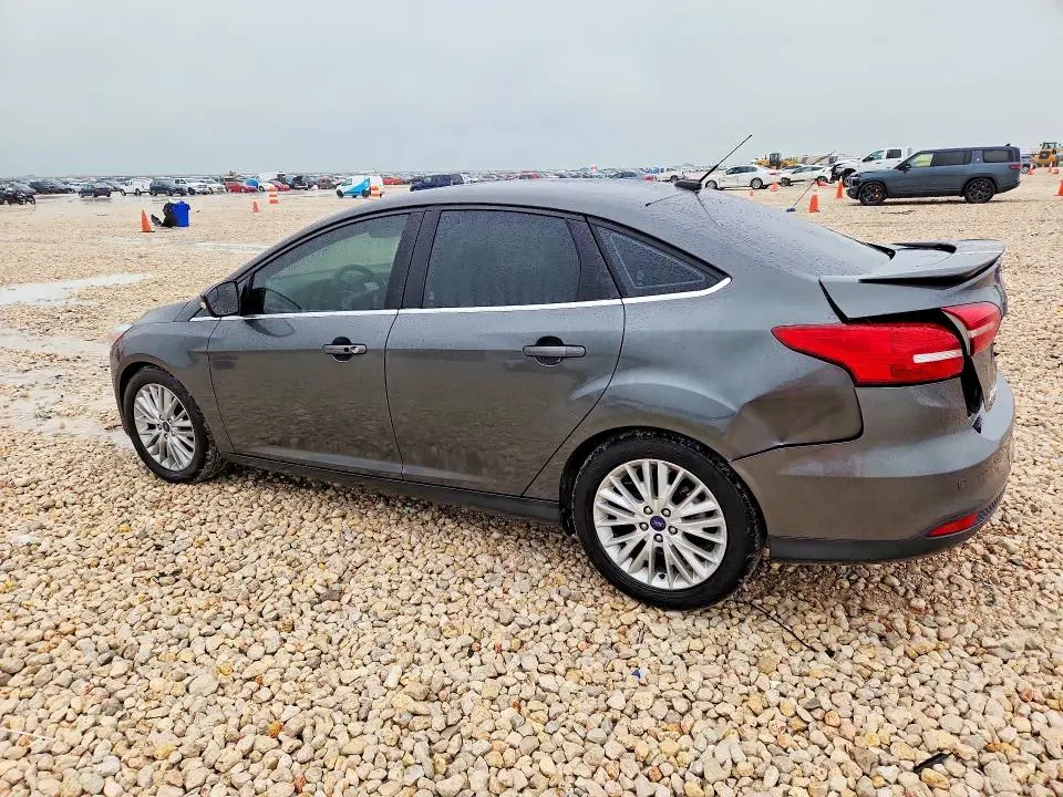2017 FORD FOCUS TITANIUM  