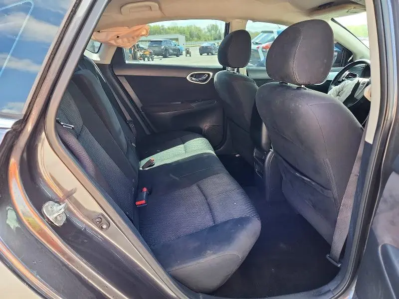 2015 NISSAN SENTRA SR  