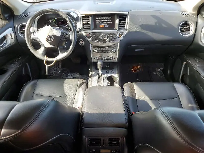 2020 NISSAN PATHFINDER SL  