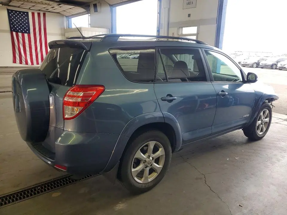 2010 TOYOTA RAV4 LIMITED  