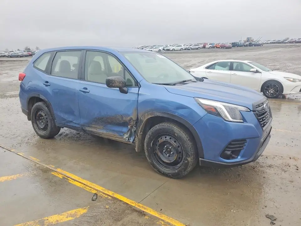 2023 SUBARU FORESTER   