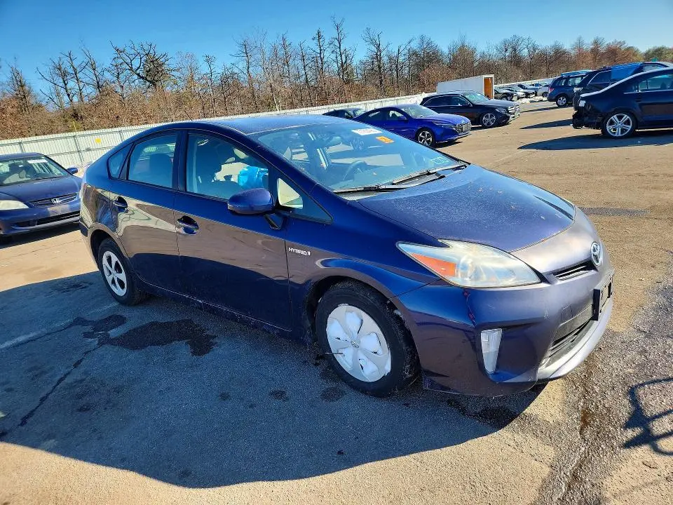 2014 TOYOTA PRIUS   