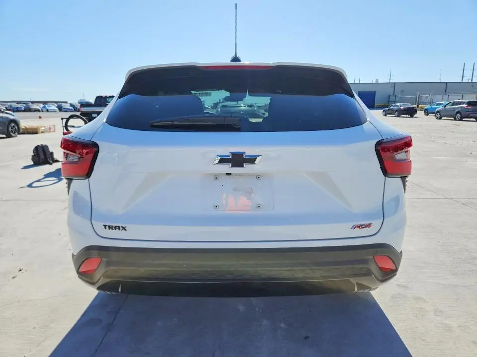 2025 CHEVROLET TRAX 1RS  