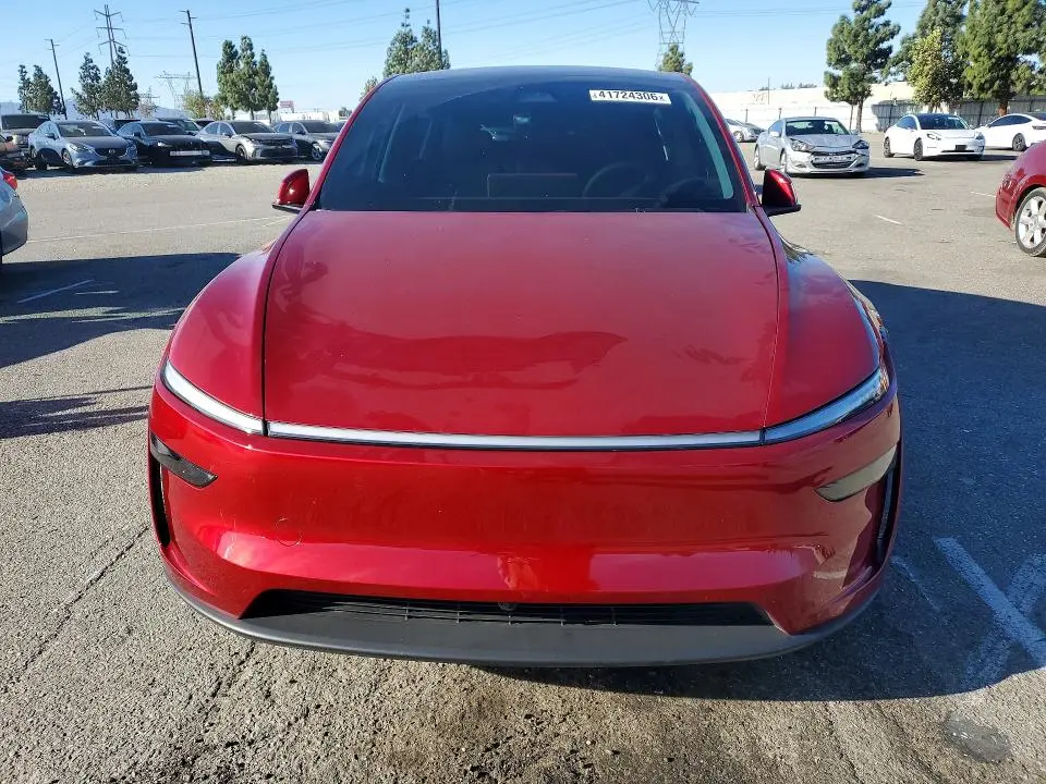 2026 TESLA MODEL Y   