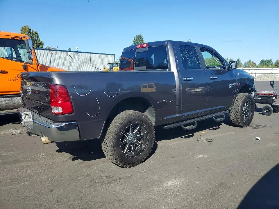 2014 RAM 1500 SLT  