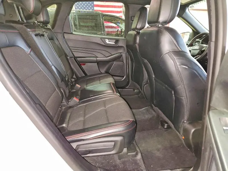 2024 FORD ESCAPE ST LINE  