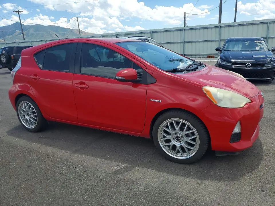2012 TOYOTA PRIUS C THREE  