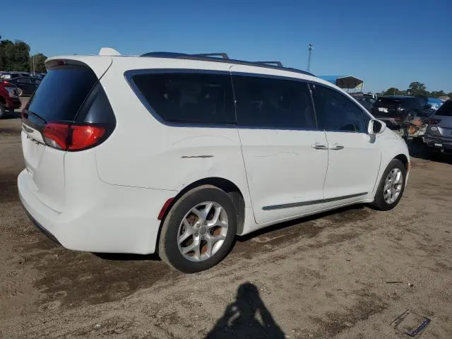 2017 CHRYSLER PACIFICA TOURING L PLUS  