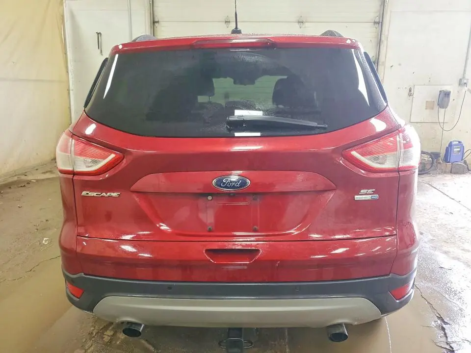 2016 FORD ESCAPE SE  