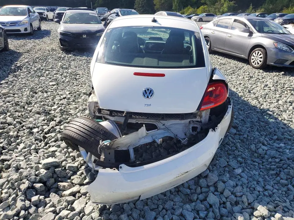 2013 VOLKSWAGEN BEETLE   