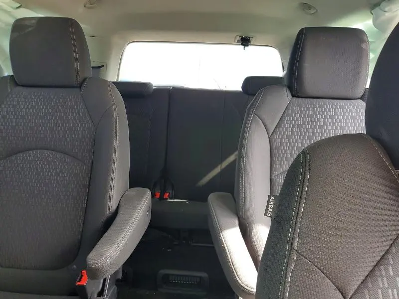 2014 GMC ACADIA SLE  